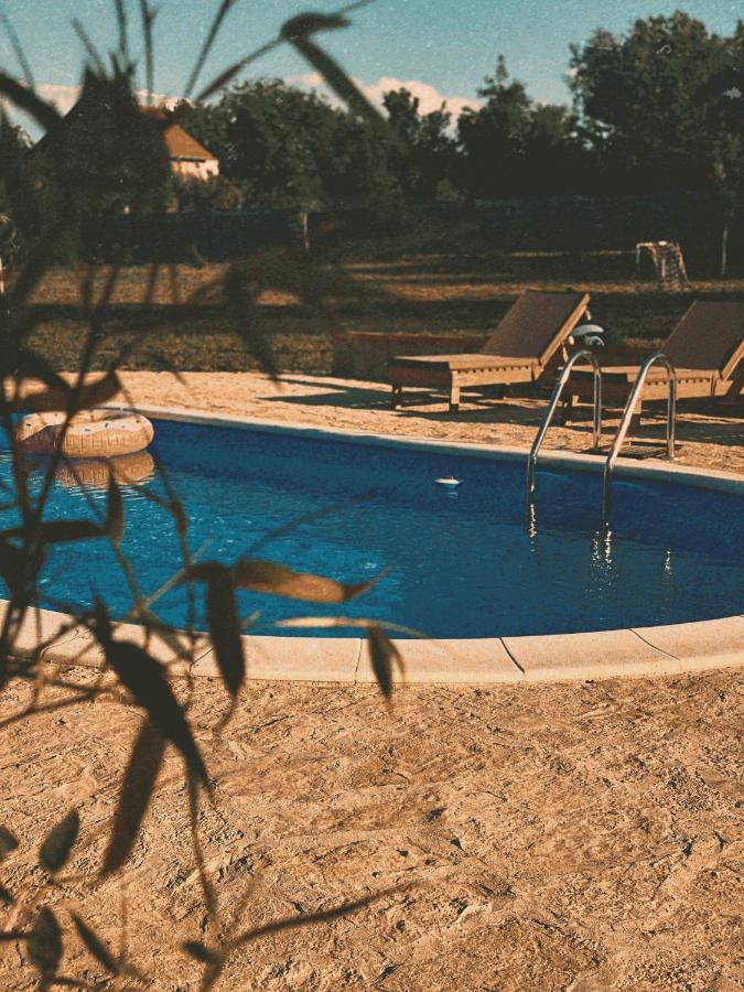 Laguna Platz Sremski Karlovci Buitenkant foto